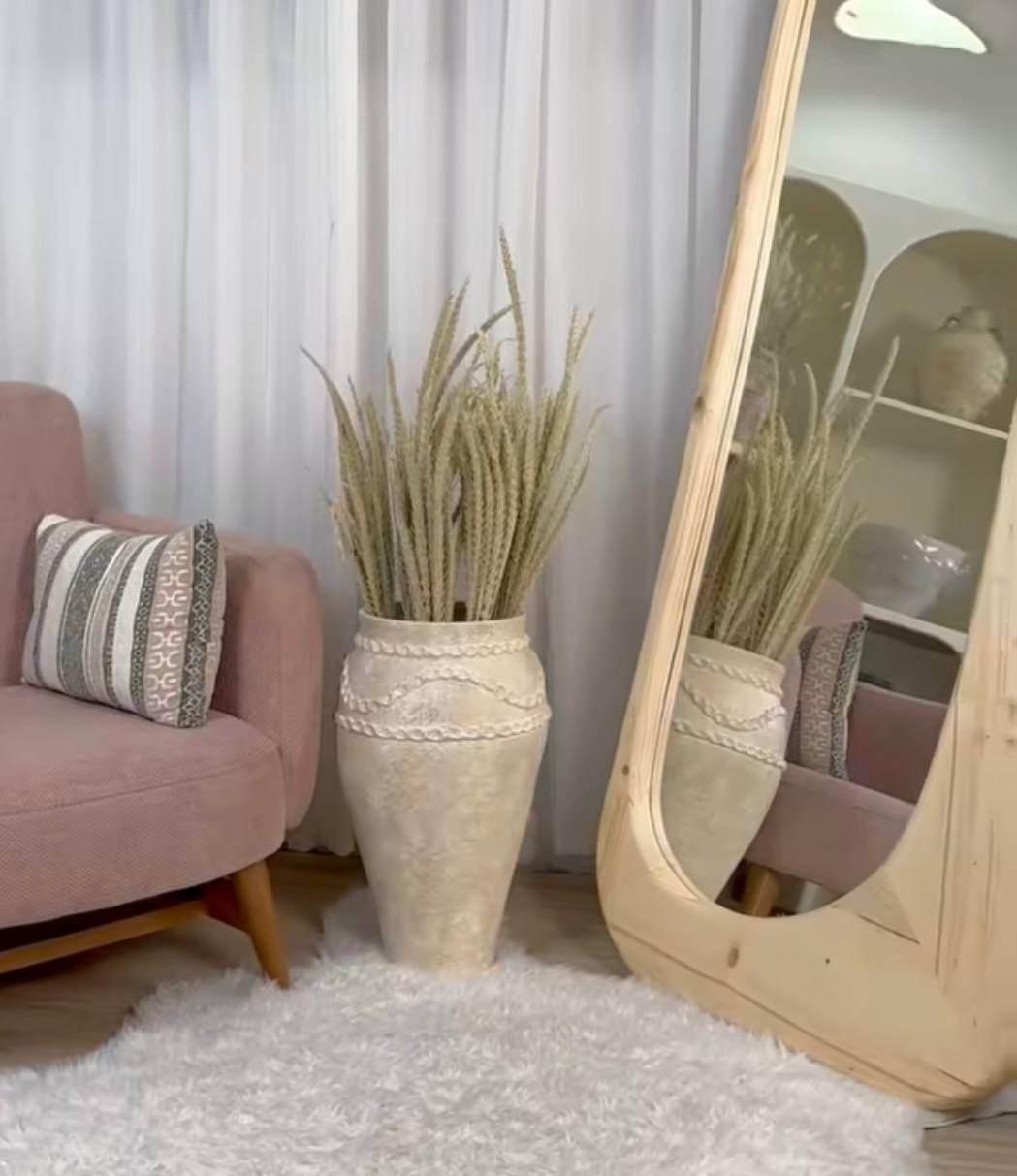 گلدان سفالی پتینه زنجیری سفید کرم مدل استوانه‌ای ۶۰ سانتی دکوراتیو